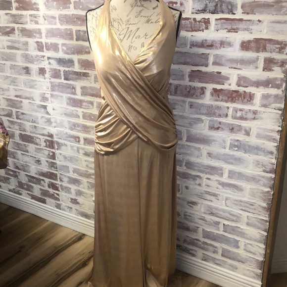 STITCH FIX GOLD LAME STYLE HALTER MAXI DRESS. Size 10. Perfect for Halloween - Picture 1 of 8